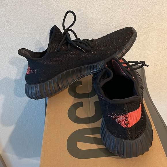 adidas Yeezy Boost SPLY 350 v2 Core Red Black Original Release Prime Knit 11 US - Picture 6 of 11